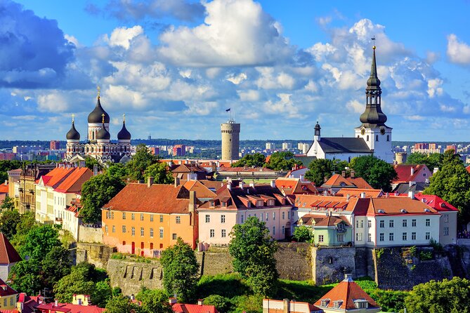 5-Hour Tallinn Tour for Cruise Passengers - Toompea Castle and Tall Hermann: the independence symbol part