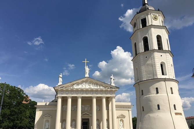 8-Day Tour Estonia, Lithuania, Latvia: Tallinn, Riga, Vilnius - Day 2 Tallinn Old Town walking tour: Toompea and the Hanseatic story