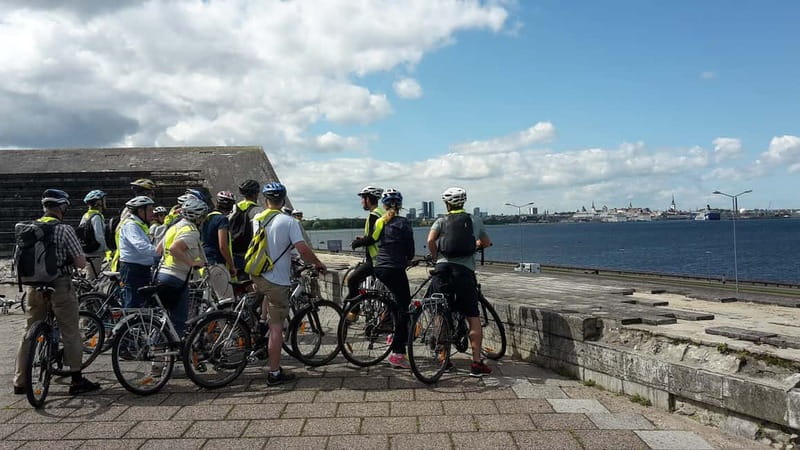 Best of Tallinn 2-Hour Bike Tour - Group Size and Pacing: The Personal-Service Factor