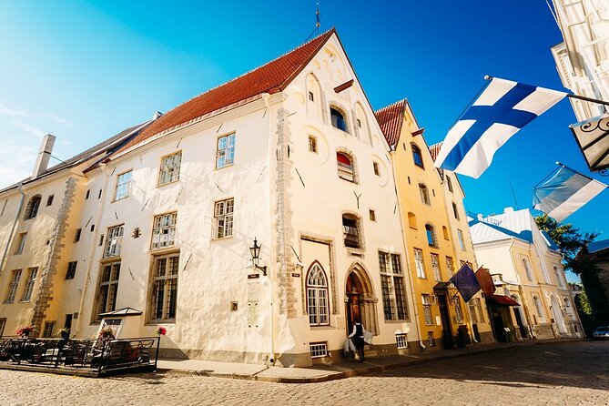 Best of Tallinn Private Tour - Stop 1: Tallinn Old Town, where the day gets its rhythm