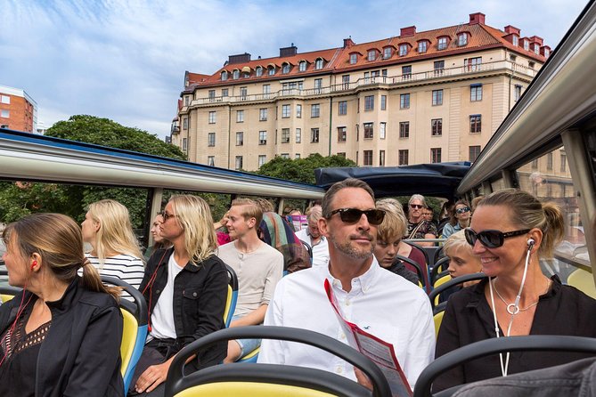 City Sightseeing Tallinn Hop-On Hop-Off Bus Tour - Two Routes, Two Talents: Old Town Sights vs Kadriorg and Pirita