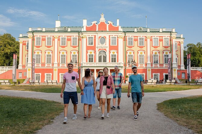 Complete Tallinn Tour: Highlights & Hidden Gems - Stop 1: Tallinn Old Town, lower and upper sights plus Town Hall focus