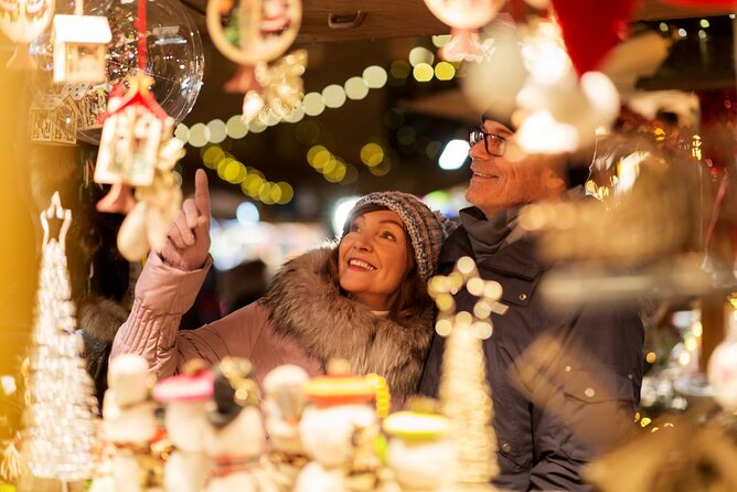 Enchanted Tallinn: Private Christmas Walking Tour with Piparkook - Kuberneri Garden and Toompea Castle, the castle hill story in 20 minutes