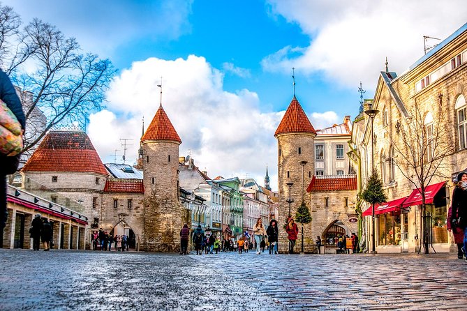 Explore Tallinn in 60 minutes with a Local - Key highlights at a glance