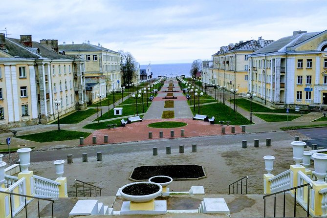Go East – Private 1 Day Trip to Russian Border - Sillamäe: A Post-Secret City With Stalin-Era Streets