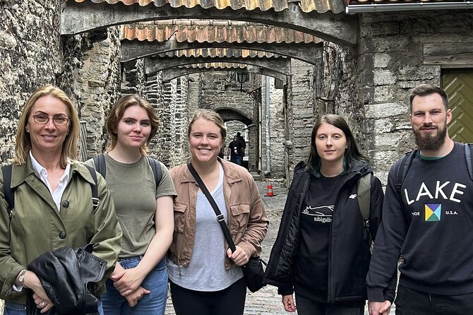 Guided Old Town Tallinn Historical Walking Tour - Niguliste Museum, St Nicholas Church: old Tallinn with a strong atmosphere