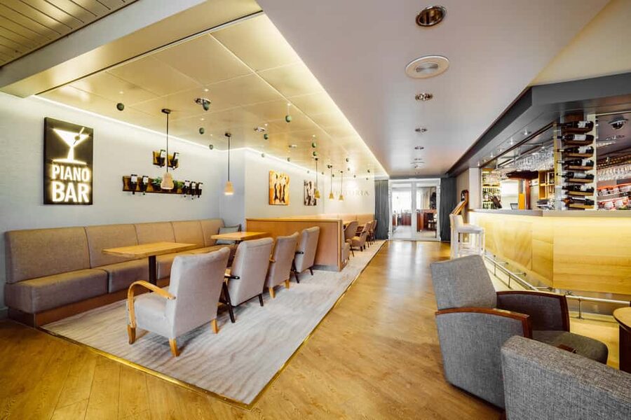 Helsinki: Roundtrip Overnight Cruise to Tallinn with Cabin - How to Use Your Tallinn Hours Wisely