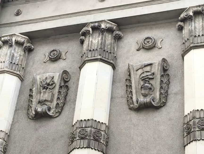 Hidden Tallinn: Soviet Walking Tour - How Tom ties the story together, with humor and Q&A