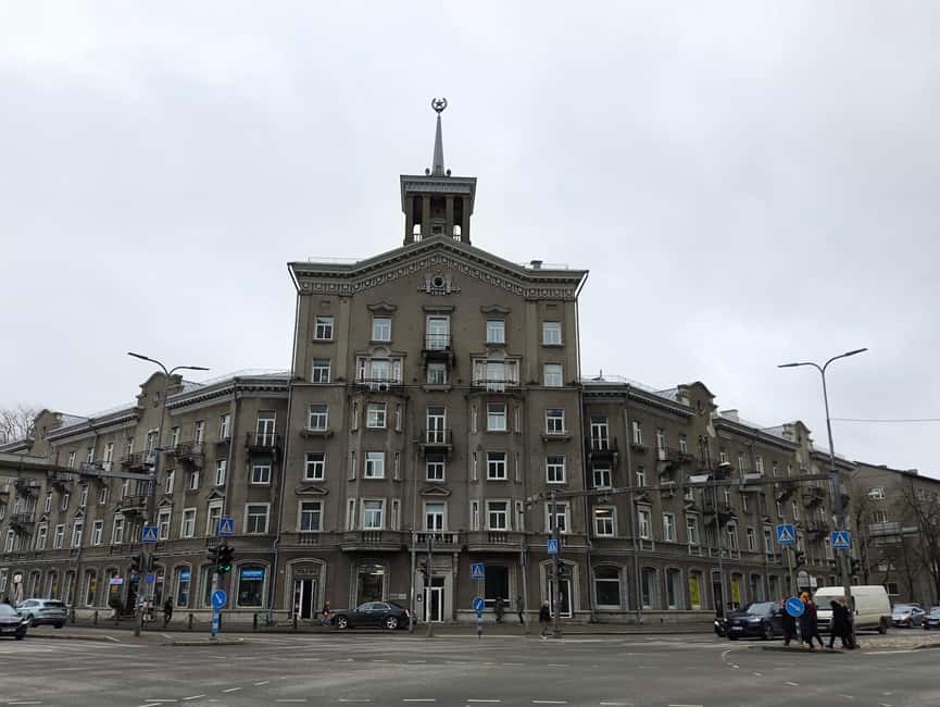 Hidden Tallinn: Soviet Walking Tour - Who should book Hidden Tallinn’s Soviet Walking Tour?