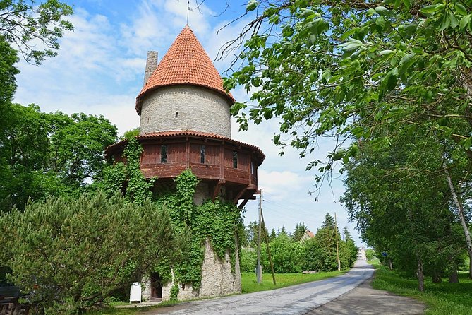 Lahemaa national park in Estonia - Kiiu Vassal Stronghold, tiny fortress energy with a café twist