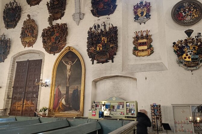 Old Tallinn Highlights & its Medieval Past - The value: medieval Tallinn explained through work, rules, and money