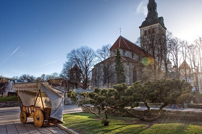 Old Town Walking Tour and Two Cathedrals - Should You Book This Old Town Walking Tour and Two Cathedrals?