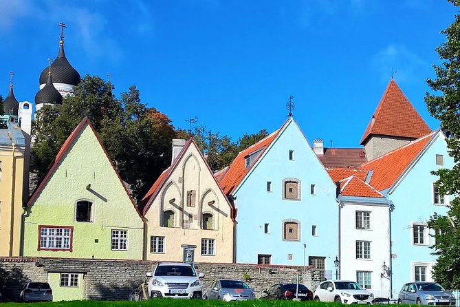 Private 2.5-Hour Tour of Tallinn Old Town in a Spacious Mercedes Minivan - Who this private Old Town drive is best for