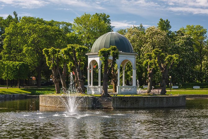 Private Medieval Tallinn Tour with Kadriorg-Pirita Seashore - Price and Value for a Private Tallinn Old Town Plus Suburbs Day