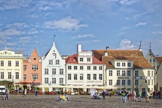 Private Walking Tour of Tallinn Old Town - Alexander Nevsky Cathedral and Parliament Houses in One Walkable Story