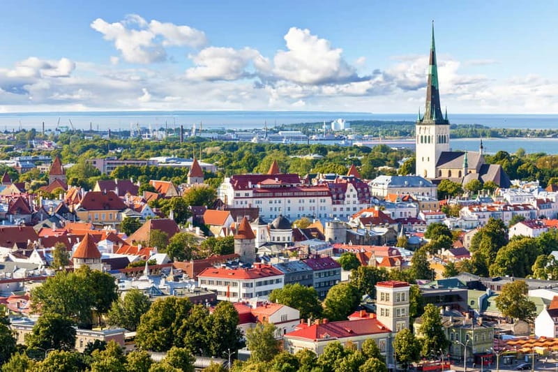 Tallinn: 1.5-Hour Old Town Walking Tour - Price and value: what $55 buys you in Tallinn Old Town
