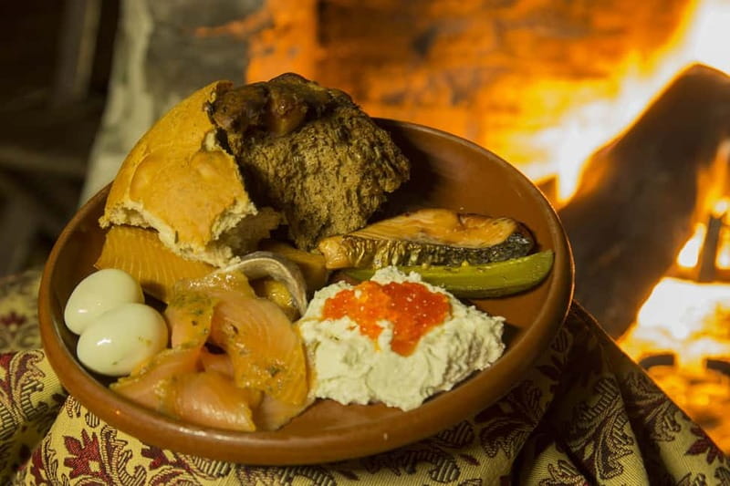 Tallinn: Estonian Food, Drinks and History Tour - Why Tallinn Food History Works Better Indoors