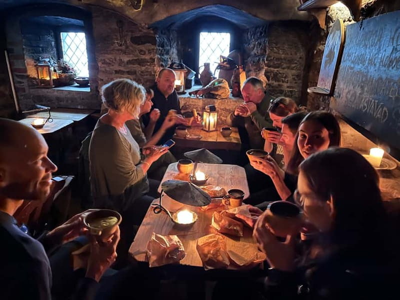 Tallinn: Food and History Walking Tour - Pace, Comfort, and What to Bring for a 3-Hour Stroll