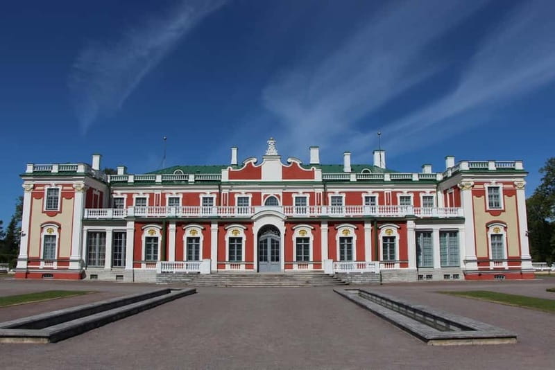 Tallinn: Half-Day City Tour - Russalka and Pirita: seaside Tallinn with history and leftovers from big events