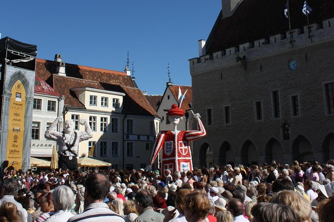 Tallinn Highlights Shore Excursion With Port Return Transfer - Meet the Guide at the Port Exit Gate, Not the Pier
