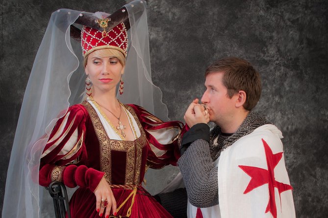 Tallinn Medieval Photo - Key things that make this Tallinn photo session worth your time