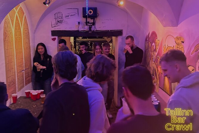 Tallinn Old Town Bar-Hopping - free shots, discounts & club - Free shots, discounts, and what that really means for value