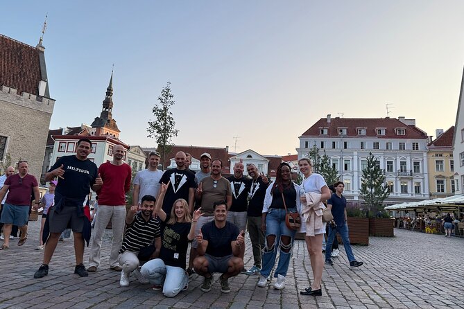 Tallinn Old Town Bar-Hopping - free shots, discounts & club - Who should book this bar crawl