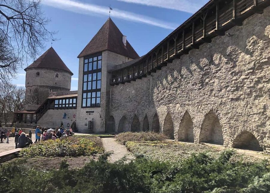 Tallinn: Old Town History and Legends Walking Tour - Holy Ghost Church and the Art of Sacred Craft