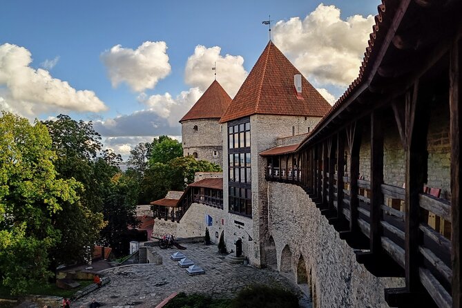 Tallinn Old Town Personalized Private Walking Tour Experience - Why This Private Old Town Walk Feels Different