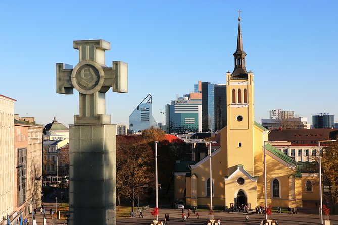 Tallinn Old Town Tour - Great Guild Hall and When You Might Pay Extra