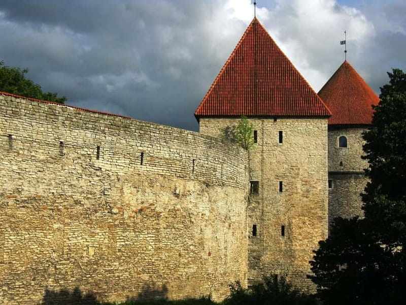 Tallinn: Private Walking in Old Town - A two-hour walk that turns Tallinn from postcard to place