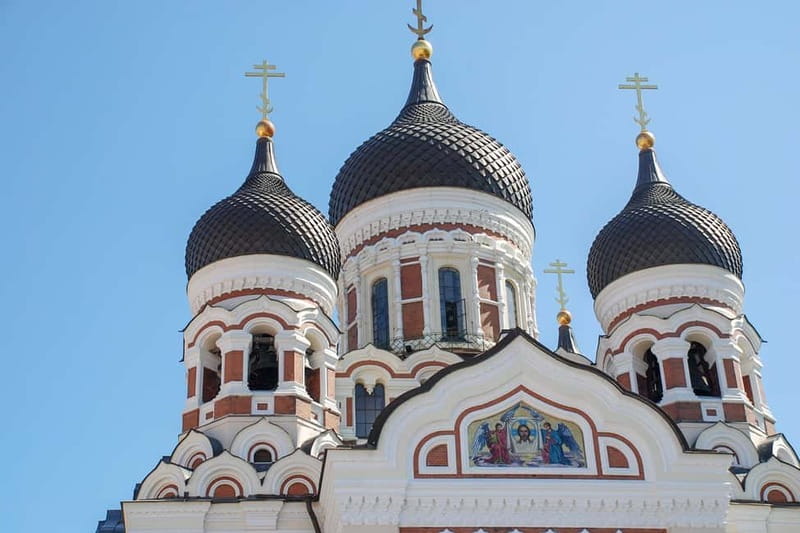 Tallinn: Private Walking Tour with a Local - The 2 to 6 hour walk: orientation, viewpoints, and neighborhood stories on foot