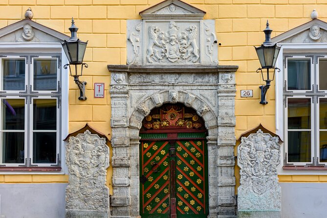 Tallinn Scavenger Hunt and Highlights Self Guided Audio Tour - Local tips that help you turn walking into a plan