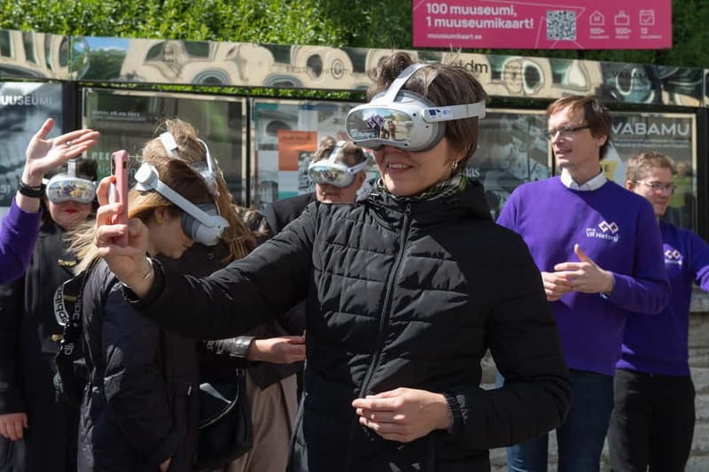 Tallinn: Time Travel Experience "VR Tallinn 1939/44" - The 5 minute safety briefing, then you step in